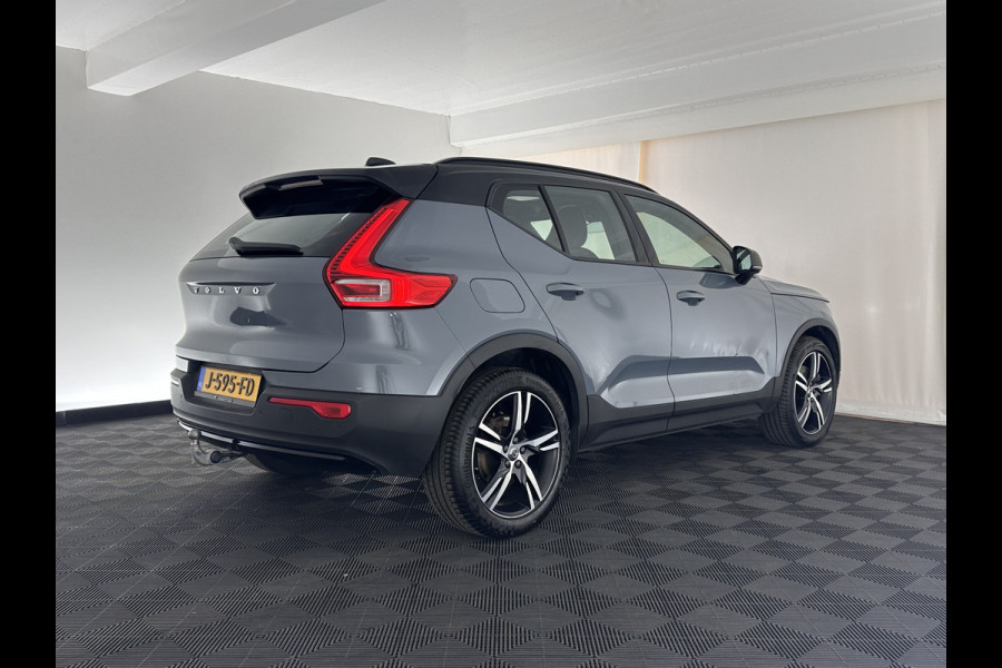 Volvo XC40 1.5 T5 Recharge R-Design (INCL.BTW) (INCL-BTW) *PANO | DIGI-COCKPIT | FULL-LED | BLIND-SPOT | PREMIUM-AUDIO | KEYLESS | APP.CONNECT | NAVI-FULLMAP | ALCANTARA-LEATHER | ECC | PDC | SPORT-SEATS | 19''ALU | TOWBAR*