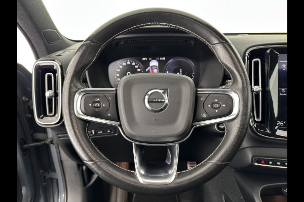 Volvo XC40 1.5 T5 Recharge R-Design (INCL.BTW) (INCL-BTW) *PANO | DIGI-COCKPIT | FULL-LED | BLIND-SPOT | PREMIUM-AUDIO | KEYLESS | APP.CONNECT | NAVI-FULLMAP | ALCANTARA-LEATHER | ECC | PDC | SPORT-SEATS | 19''ALU | TOWBAR*