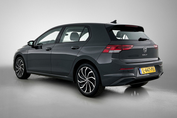 Volkswagen Golf 1.0 TSI Sport (VIRTUAL COCKPIT, SFEERVERLICHTING, NAVIGATIE , PARKEERSENSOREN, 1e EIGENAAR, GOED ONDERHOUDEN)