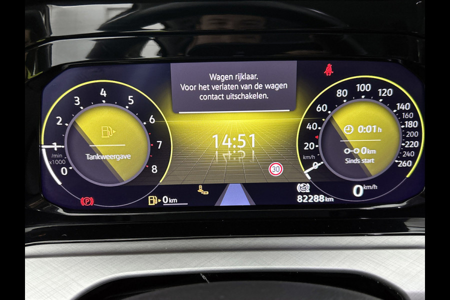Volkswagen Golf 1.0 TSI Sport (VIRTUAL COCKPIT, SFEERVERLICHTING, NAVIGATIE , PARKEERSENSOREN, 1e EIGENAAR, GOED ONDERHOUDEN)