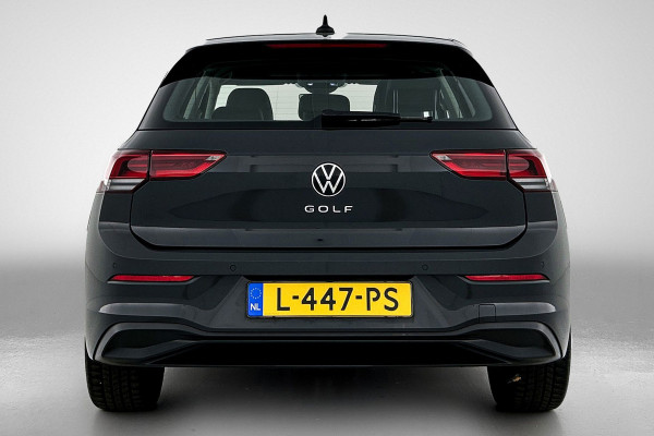 Volkswagen Golf 1.0 TSI Sport (VIRTUAL COCKPIT, SFEERVERLICHTING, NAVIGATIE , PARKEERSENSOREN, 1e EIGENAAR, GOED ONDERHOUDEN)
