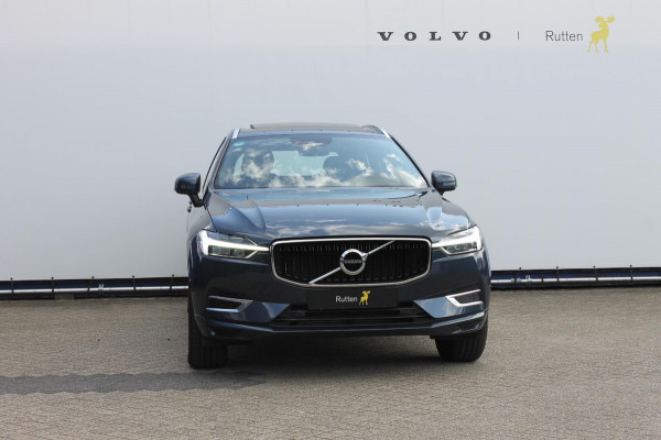 Volvo XC60 T5 AWD 250pk Automaat Momentum Navigatie / Panoramisch schuif-kanteldak / Apple Carplay / Semi elektrisch wegklapbare trekhaak / Lederen bekleding / Cruise Control