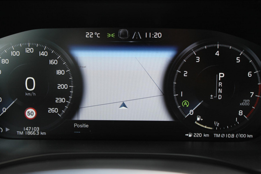 Volvo XC60 T5 AWD 250pk Automaat Momentum Navigatie / Panoramisch schuif-kanteldak / Apple Carplay / Semi elektrisch wegklapbare trekhaak / Lederen bekleding / Cruise Control