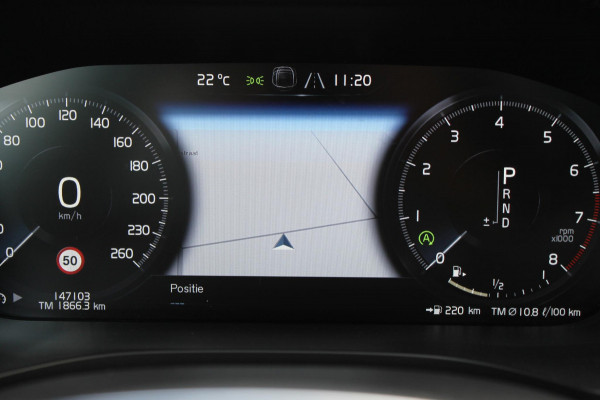 Volvo XC60 T5 AWD 250pk Automaat Momentum Navigatie / Panoramisch schuif-kanteldak / Apple Carplay / Semi elektrisch wegklapbare trekhaak / Lederen bekleding / Cruise Control