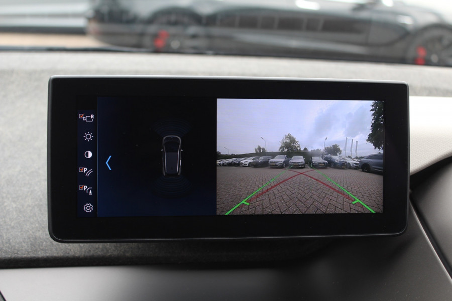 BMW i3 S iPerformance 94Ah 33 kWh / SoH 89.6% / Full option! / Panoramadak / Camera / Keyless / 20'' / Warmtepomp / Harman Kardon / Apple CarPlay / DAB / Getint glas / Stoelverwarming / ACC