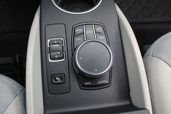 BMW i3 S iPerformance 94Ah 33 kWh / SoH 89.6% / Full option! / Panoramadak / Camera / Keyless / 20'' / Warmtepomp / Harman Kardon / Apple CarPlay / DAB / Getint glas / Stoelverwarming / ACC