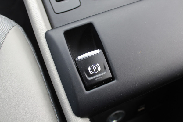 BMW i3 S iPerformance 94Ah 33 kWh / SoH 89.6% / Full option! / Panoramadak / Camera / Keyless / 20'' / Warmtepomp / Harman Kardon / Apple CarPlay / DAB / Getint glas / Stoelverwarming / ACC