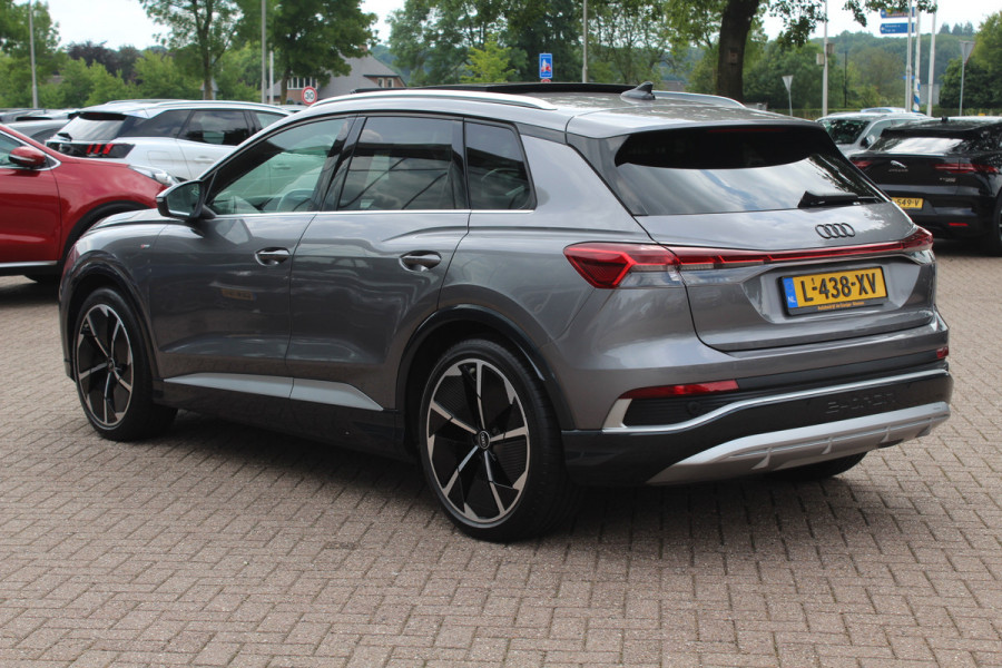 Audi Q4 e-tron 40 Launch edition S Competition 77 kWh / SoH 93.7% / Full option! / Panoramadak / Camera / RS Stoelen / Head-up / 21'' / B&O / Matrix LED / Dodehoek / Keyless / Navigatie / Stoelverwarming / DAB / ACC
