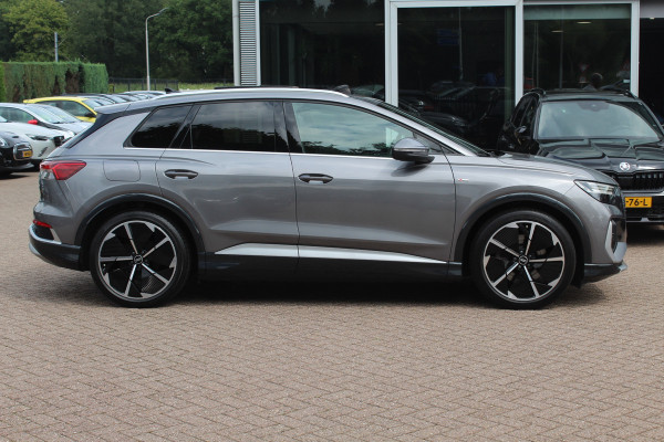 Audi Q4 e-tron 40 Launch edition S Competition 77 kWh / SoH 93.7% / Full option! / Panoramadak / Camera / RS Stoelen / Head-up / 21'' / B&O / Matrix LED / Dodehoek / Keyless / Navigatie / Stoelverwarming / DAB / ACC