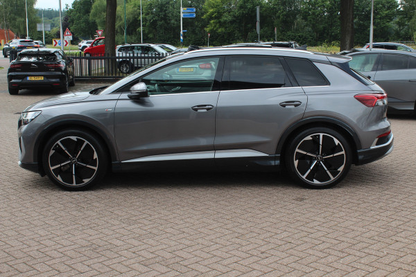 Audi Q4 e-tron 40 Launch edition S Competition 77 kWh / SoH 93.7% / Full option! / Panoramadak / Camera / RS Stoelen / Head-up / 21'' / B&O / Matrix LED / Dodehoek / Keyless / Navigatie / Stoelverwarming / DAB / ACC