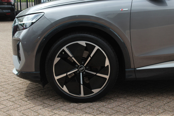 Audi Q4 e-tron 40 Launch edition S Competition 77 kWh / SoH 93.7% / Full option! / Panoramadak / Camera / RS Stoelen / Head-up / 21'' / B&O / Matrix LED / Dodehoek / Keyless / Navigatie / Stoelverwarming / DAB / ACC