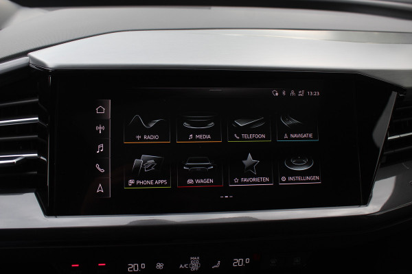 Audi Q4 e-tron 40 Launch edition S Competition 77 kWh / SoH 93.7% / Full option! / Panoramadak / Camera / RS Stoelen / Head-up / 21'' / B&O / Matrix LED / Dodehoek / Keyless / Navigatie / Stoelverwarming / DAB / ACC