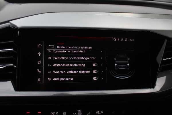 Audi Q4 e-tron 40 Launch edition S Competition 77 kWh / SoH 93.7% / Full option! / Panoramadak / Camera / RS Stoelen / Head-up / 21'' / B&O / Matrix LED / Dodehoek / Keyless / Navigatie / Stoelverwarming / DAB / ACC
