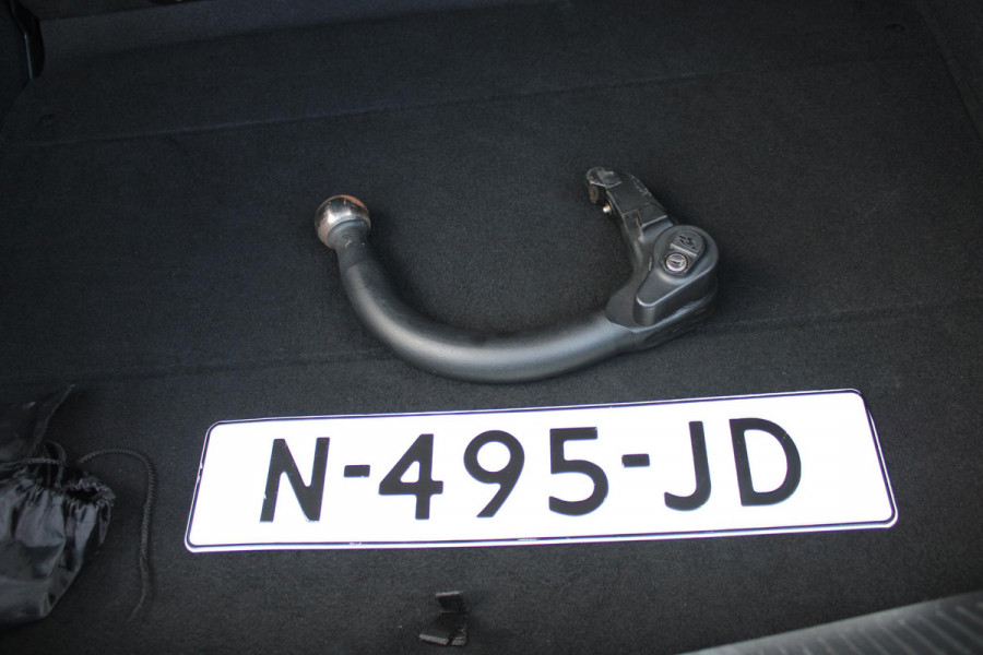 Alfa Romeo Giulietta 1.4 Turbo 120PK SPORT | ACHTERUITRIJ CAMERA | DAB+ RADIO | PARKEERSENSOREN VOOR EN ACHTER | AFNEEMBARE TREKHAAK | CRUISE CONTROL | CLIMATE CONTROL | SUPER NETTE AUTO! |