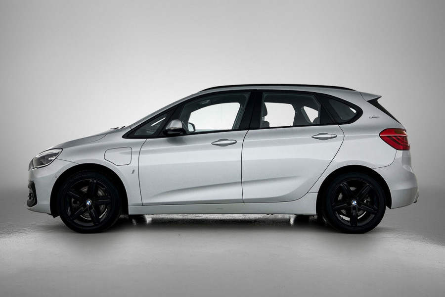 BMW 2 Serie Active Tourer 225xe iPerformance High Executive(NL-auto, Dealer Onderh, Trekhaak, Stoelv, Head-up, PDC V+A, Navi, Etc)