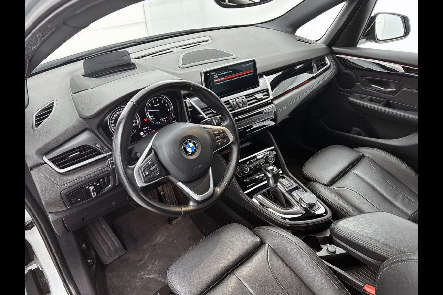 BMW 2 Serie Active Tourer 225xe iPerformance High Executive(NL-auto, Dealer Onderh, Trekhaak, Stoelv, Head-up, PDC V+A, Navi, Etc)