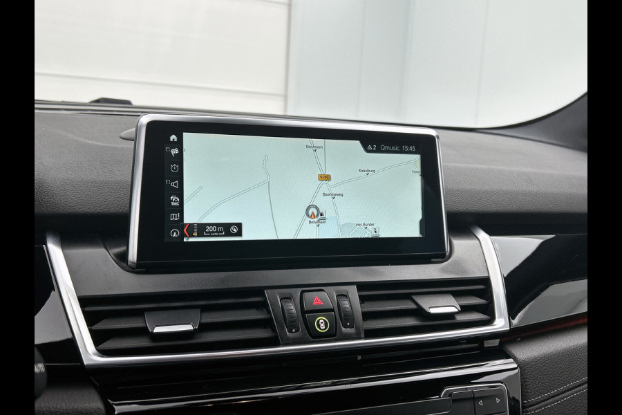 BMW 2 Serie Active Tourer 225xe iPerformance High Executive(NL-auto, Dealer Onderh, Trekhaak, Stoelv, Head-up, PDC V+A, Navi, Etc)