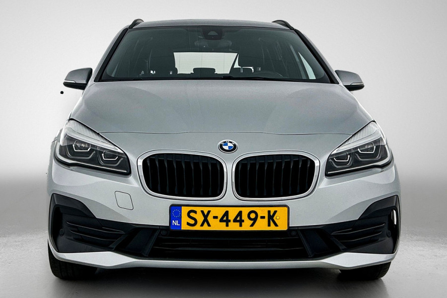BMW 2 Serie Active Tourer 225xe iPerformance High Executive(NL-auto, Dealer Onderh, Trekhaak, Stoelv, Head-up, PDC V+A, Navi, Etc)