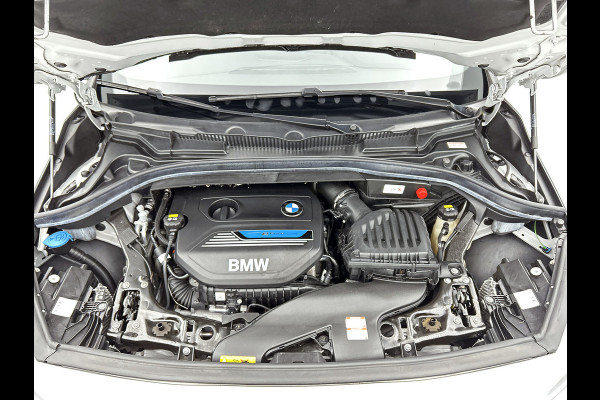 BMW 2 Serie Active Tourer 225xe iPerformance High Executive(NL-auto, Dealer Onderh, Trekhaak, Stoelv, Head-up, PDC V+A, Navi, Etc)