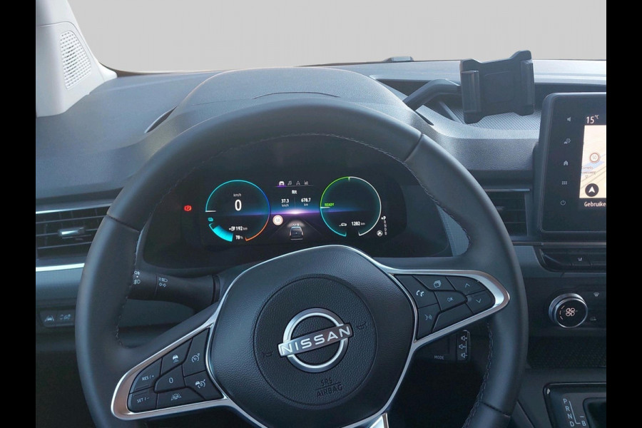 Nissan Townstar Tekna L1 45 kWh Laad ruimte voorzien  van vloer plaat en wandbekleding