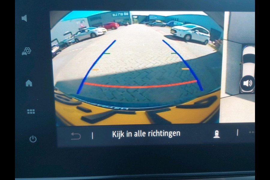 Nissan Townstar Tekna L1 45 kWh Laad ruimte voorzien  van vloer plaat en wandbekleding