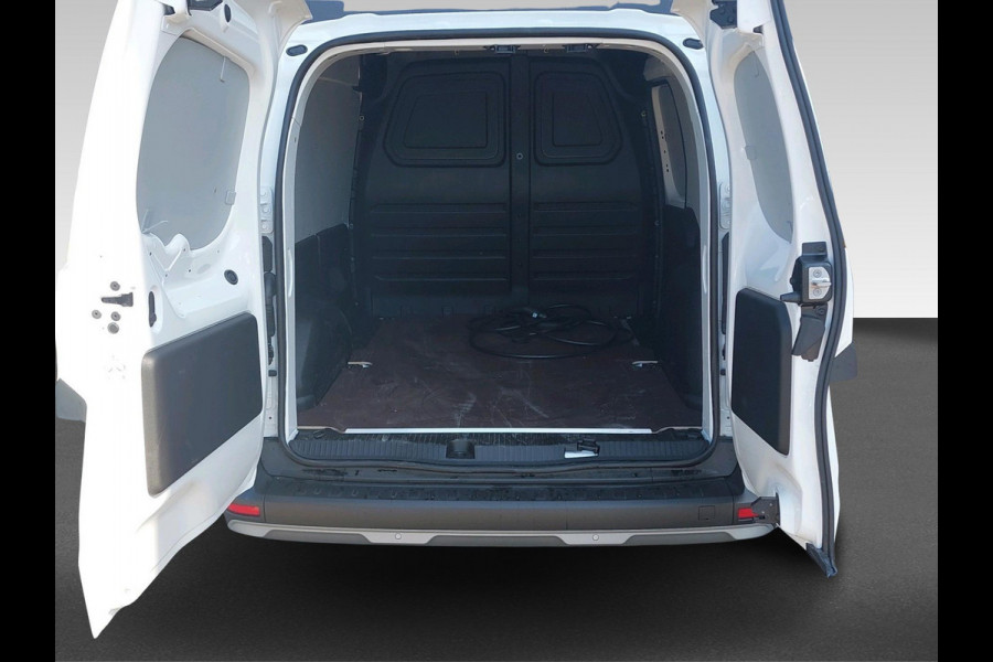 Nissan Townstar Tekna L1 45 kWh Laad ruimte voorzien  van vloer plaat en wandbekleding