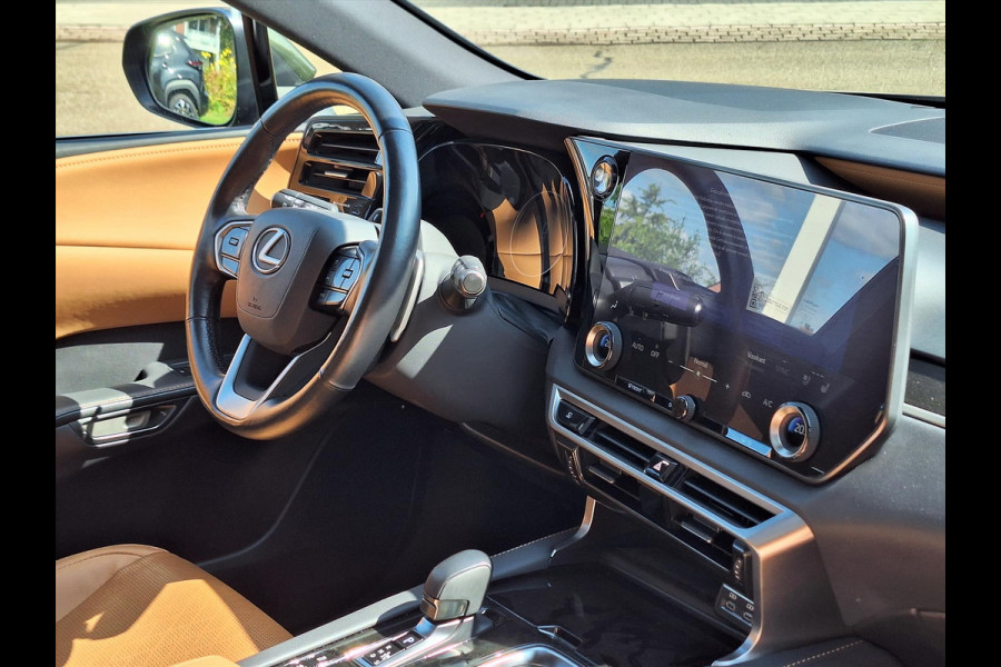 Lexus RX 350h Hybrid AWD Executive Line | Panoramadak, 360 camera, Stoelverwarming + Koeling voor en achter