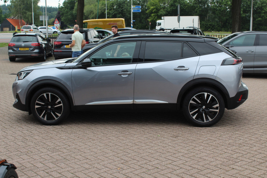 Peugeot e-2008 EV GT 50 kWh / SoH 90.6% / Camera / Half leder / Virtual Cockpit / 18'' / LED Koplampen / Keyless / Navigatie / Cruise Control