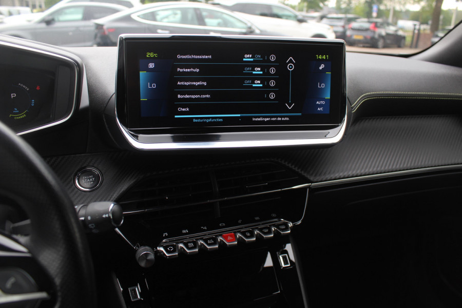 Peugeot e-2008 EV GT 50 kWh / SoH 90.6% / Camera / Half leder / Virtual Cockpit / 18'' / LED Koplampen / Keyless / Navigatie / Cruise Control