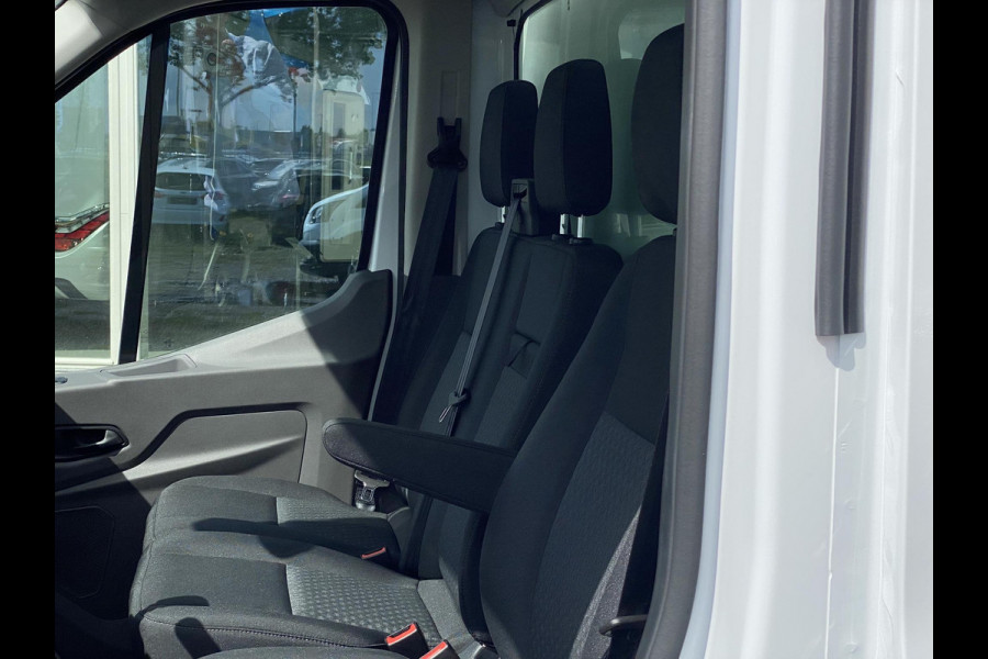 Ford Transit 350 2.0 TDCI L4H1 Trend RWD | 130pk | Geïsoleerde Bakwagen! | Zijdeur | Deuren achter | Airco | Cruise control | BPM VRIJ
