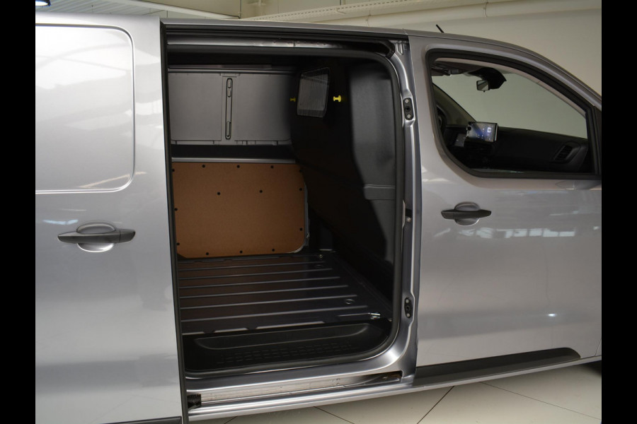 Opel Vivaro Electric L2 75 kWh | 8 jaar garantie | Surround View Pakket | Geïsoleerde comfort scheidingswand met vaste ruit | 3 zitplaatsen