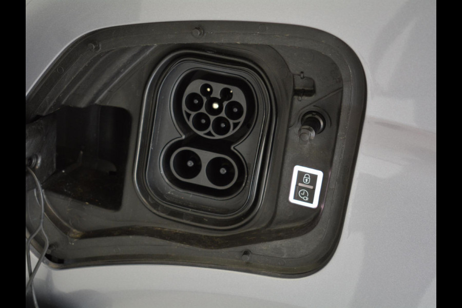 Opel Vivaro Electric L2 75 kWh | 8 jaar garantie | Surround View Pakket | Geïsoleerde comfort scheidingswand met vaste ruit | 3 zitplaatsen