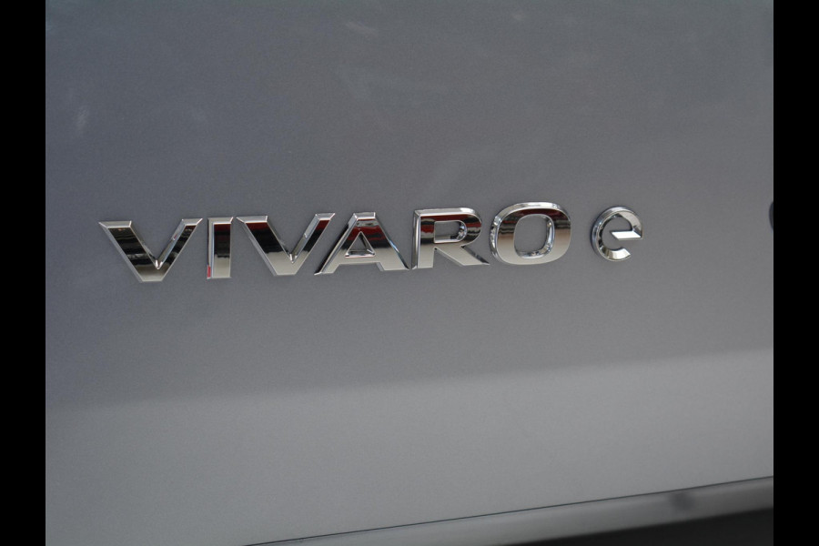 Opel Vivaro Electric L2 75 kWh | 8 jaar garantie | Surround View Pakket | Geïsoleerde comfort scheidingswand met vaste ruit | 3 zitplaatsen