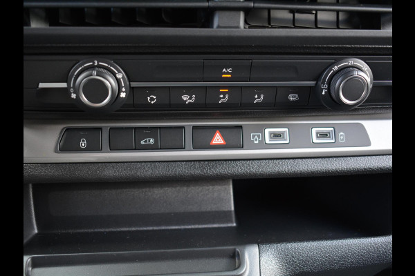 Opel Vivaro Electric L2 75 kWh | 8 jaar garantie | Surround View Pakket | Geïsoleerde comfort scheidingswand met vaste ruit | 3 zitplaatsen