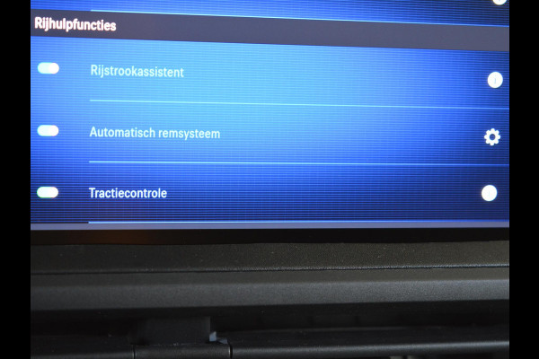 Opel Vivaro Electric L2 75 kWh | 8 jaar garantie | Surround View Pakket | Geïsoleerde comfort scheidingswand met vaste ruit | 3 zitplaatsen