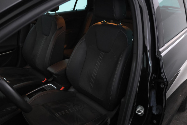 Opel Astra Sports Tourer 1.5 CDTI Business Executive Leder, Sportstoel, Blackline, Climate.