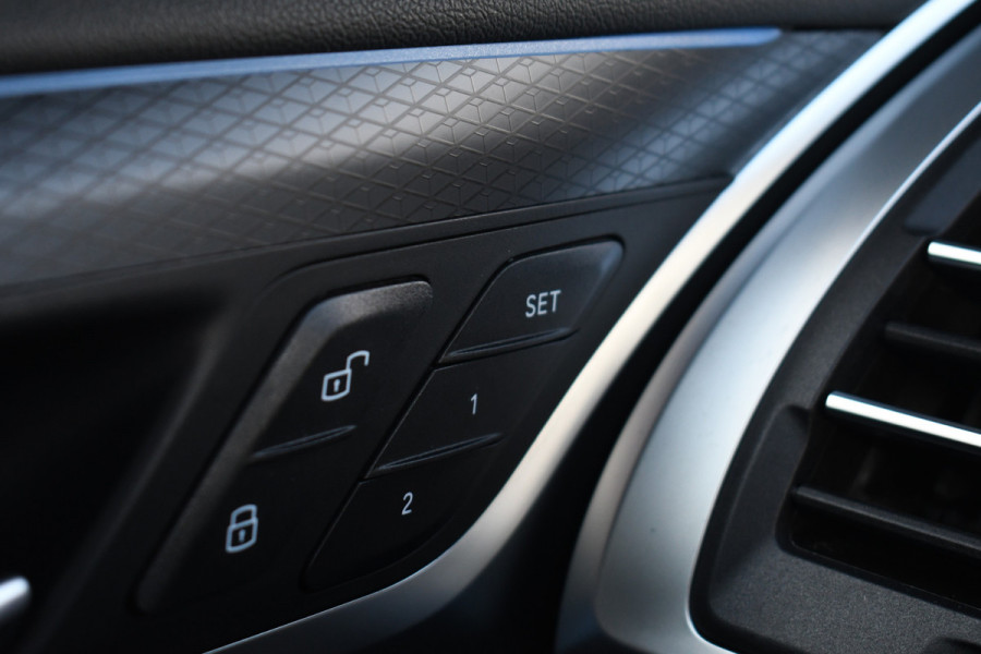 BMW X3 xDrive30e M-Sport Pano El-zetels Laser HUD 20inch Shadowline