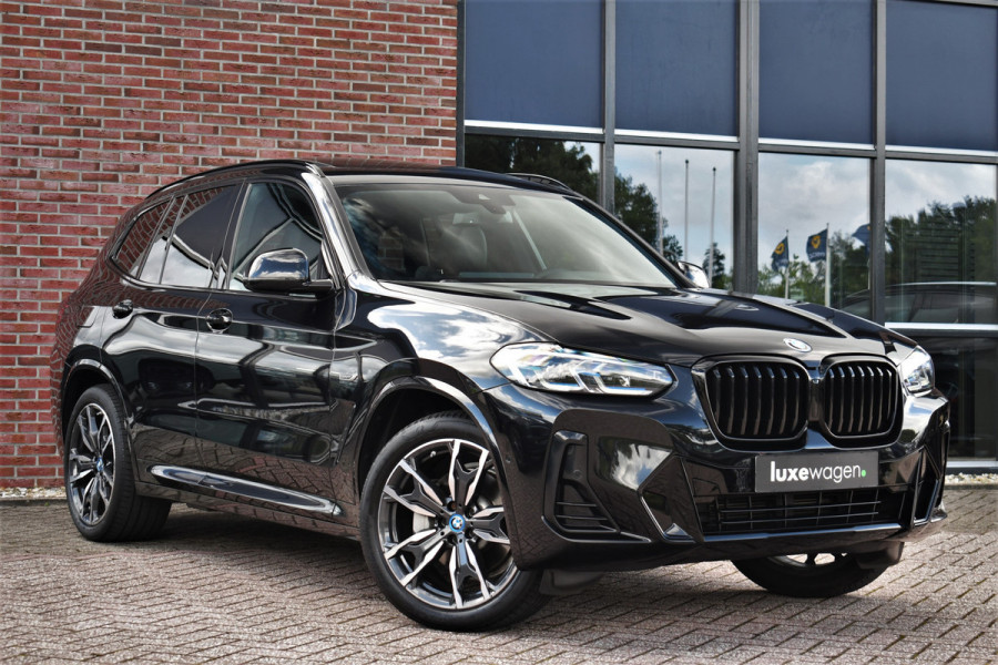 BMW X3 xDrive30e M-Sport Pano El-zetels Laser HUD 20inch Shadowline