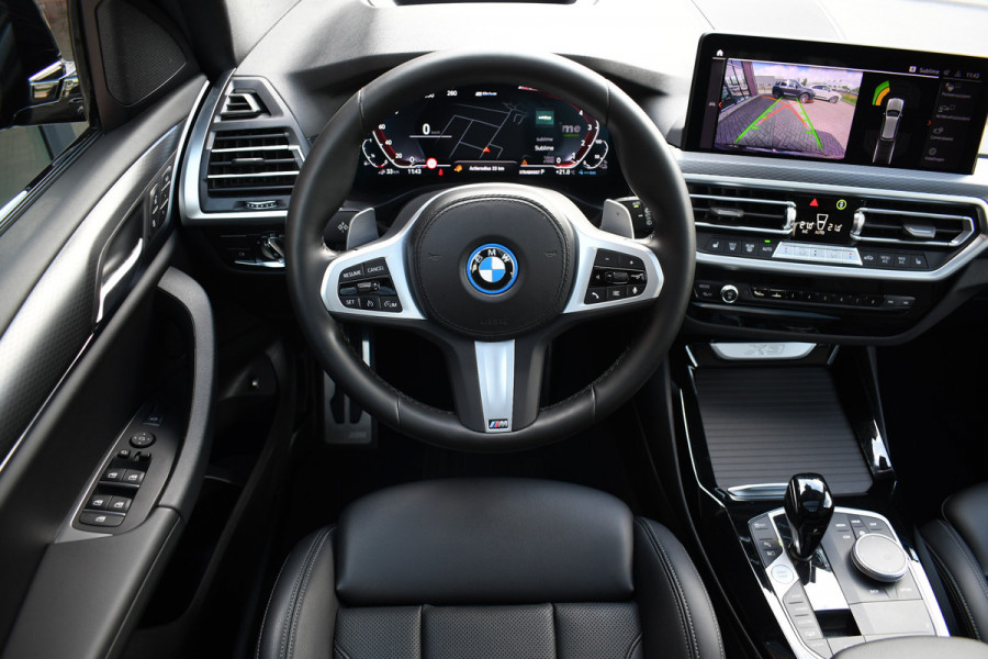 BMW X3 xDrive30e M-Sport Pano El-zetels Laser HUD 20inch Shadowline
