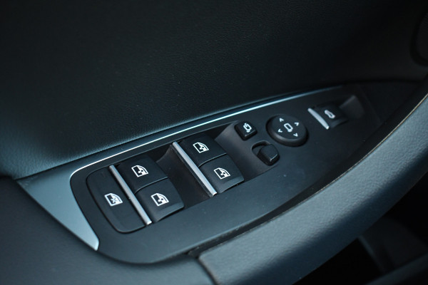 BMW X3 xDrive30e M-Sport Pano El-zetels Laser HUD 20inch Shadowline