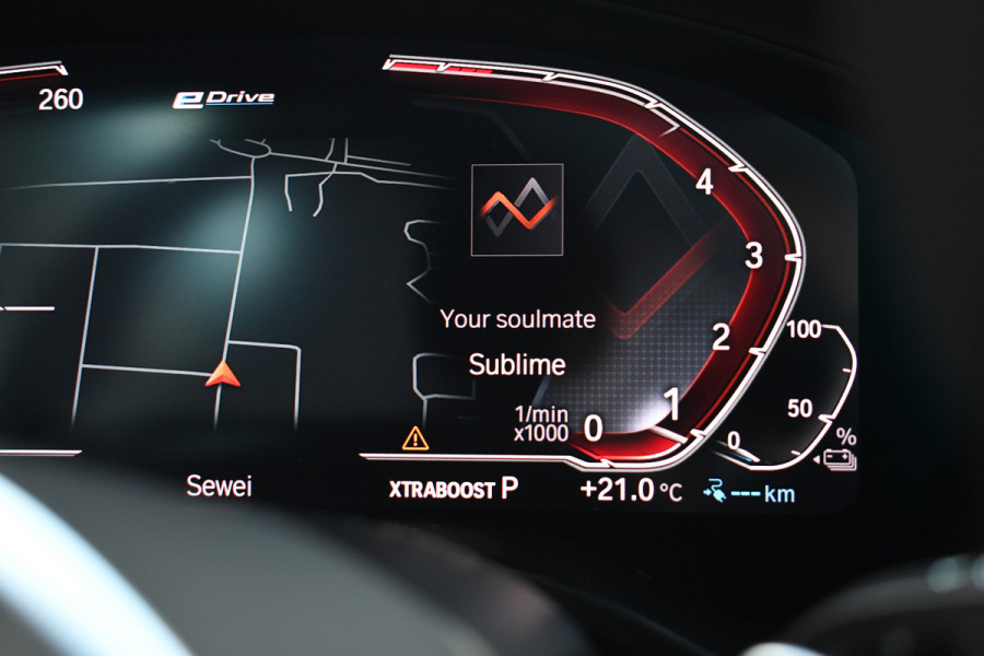 BMW X3 xDrive30e M-Sport Pano El-zetels Laser HUD 20inch Shadowline