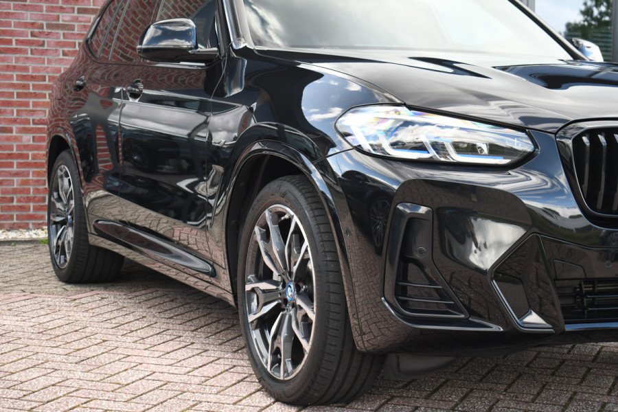 BMW X3 xDrive30e M-Sport Pano El-zetels Laser HUD 20inch Shadowline
