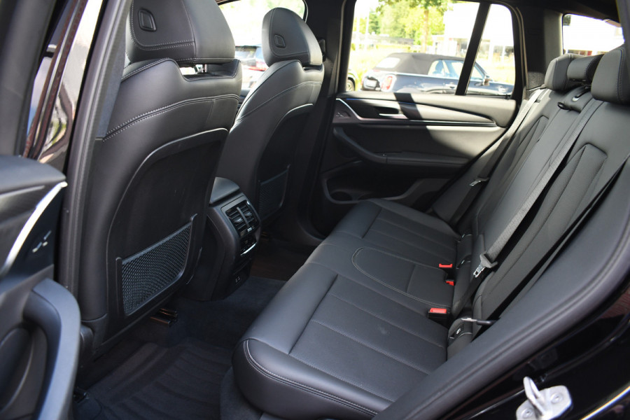 BMW X3 xDrive30e M-Sport Pano El-zetels Laser HUD 20inch Shadowline