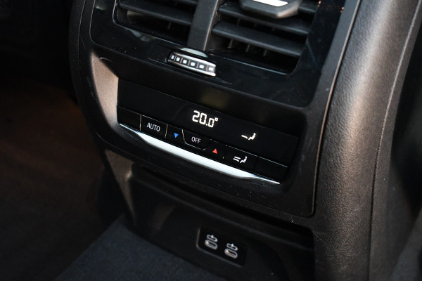 BMW X3 xDrive30e M-Sport Pano El-zetels Laser HUD 20inch Shadowline