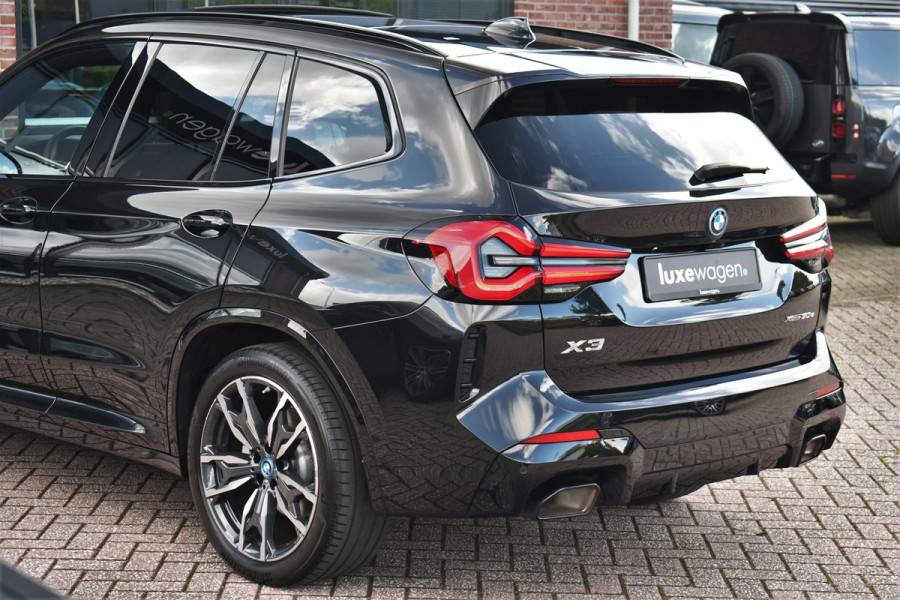BMW X3 xDrive30e M-Sport Pano El-zetels Laser HUD 20inch Shadowline