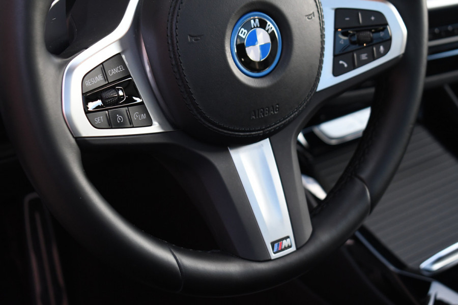 BMW X3 xDrive30e M-Sport Pano El-zetels Laser HUD 20inch Shadowline