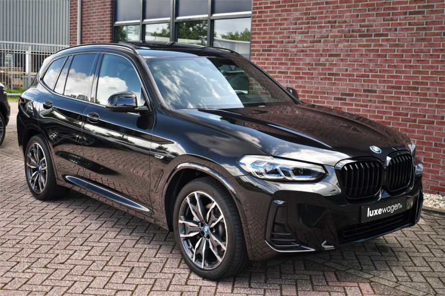 BMW X3 xDrive30e M-Sport Pano El-zetels Laser HUD 20inch Shadowline