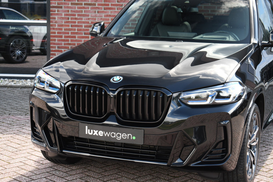 BMW X3 xDrive30e M-Sport Pano El-zetels Laser HUD 20inch Shadowline