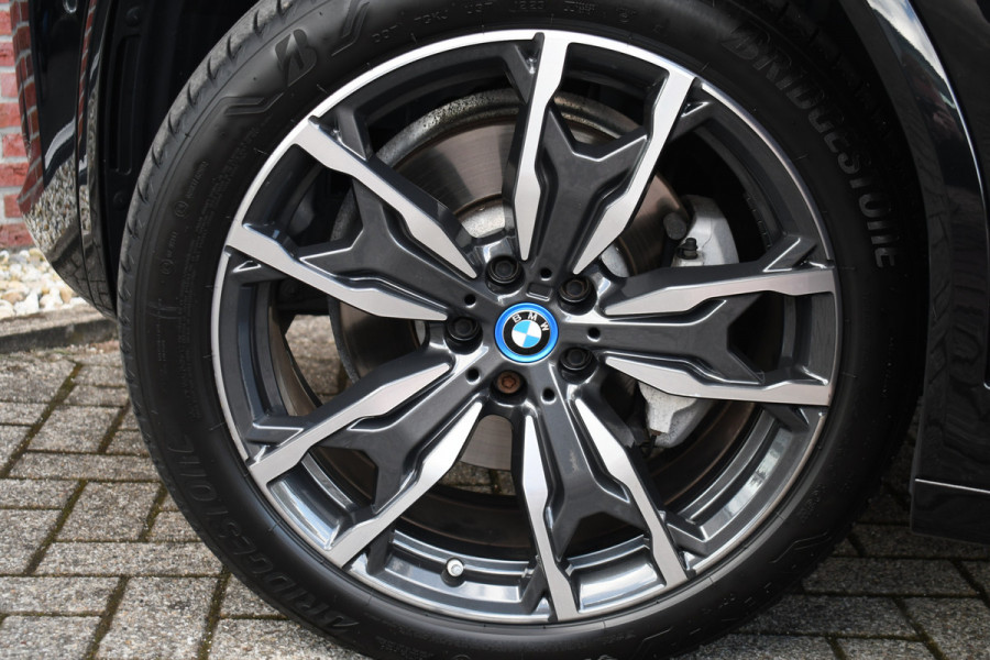 BMW X3 xDrive30e M-Sport Pano El-zetels Laser HUD 20inch Shadowline