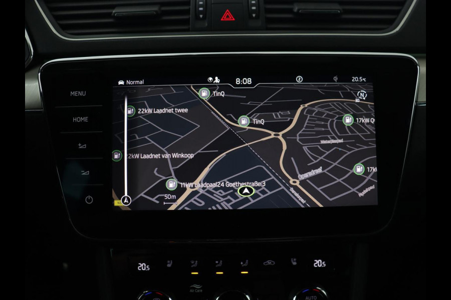 Škoda Superb 1.4 TSI iV Laurin & Klement | Panoramadak | Stoelventilatie | Leder | Camera | Trekhaak | Massage | Adaptive cruise | Virtual Cockpit | Canton Sound | Carplay | 19'' lichtmetalen velgen | PHEV
